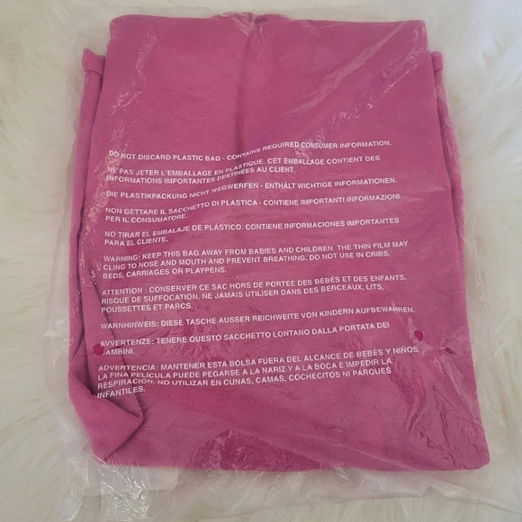 Britney Spears Fantasy Promotional T-Shirt  in Original Packaging - Picture 5 of 6